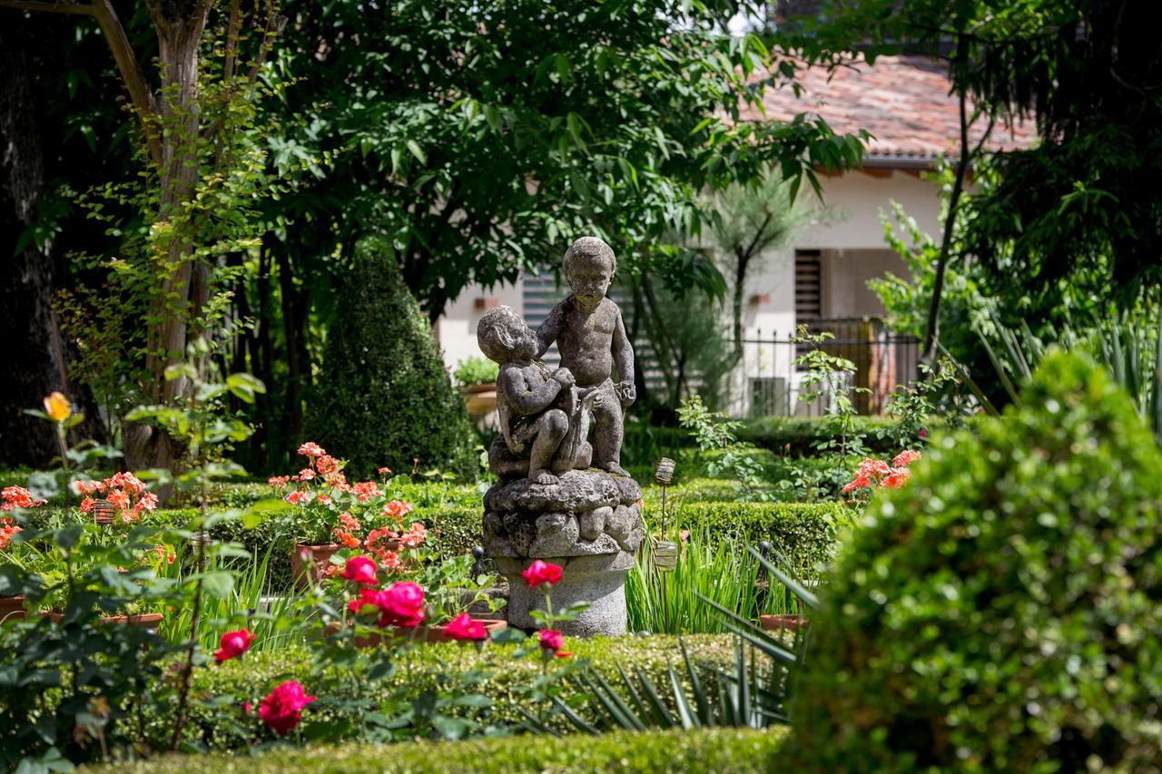 Relais I Castagnoni Guest House Rosignano Monferrato ภายนอก รูปภาพ