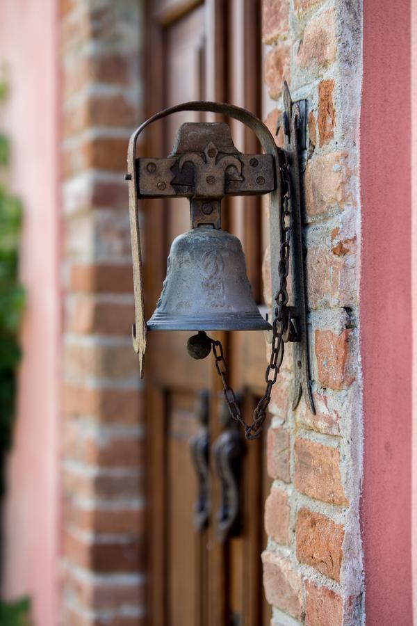 Relais I Castagnoni Guest House Rosignano Monferrato ภายนอก รูปภาพ